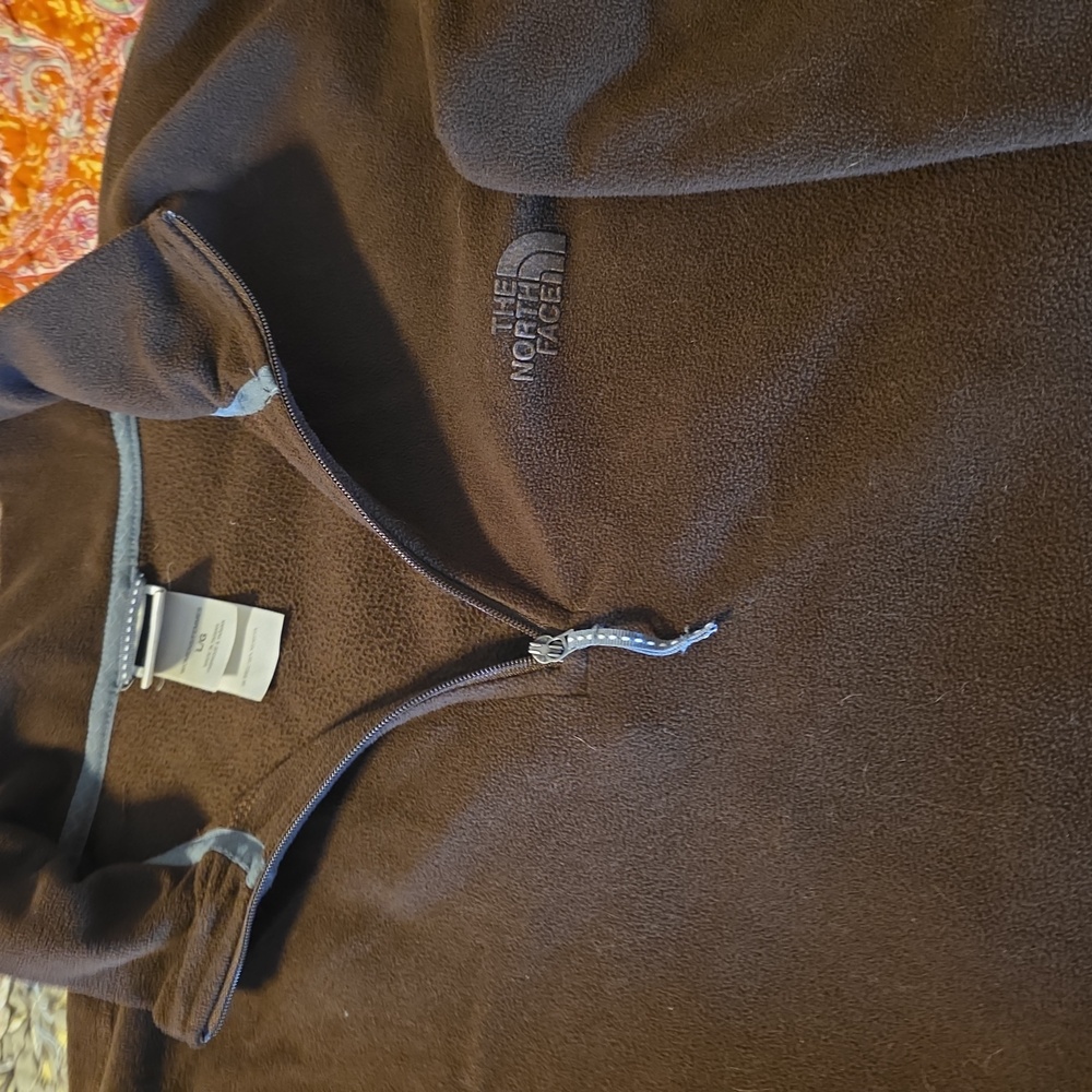 The North Face Womens Chocolate 1/4 Zip-Up Fleece - Picture 3 of 4